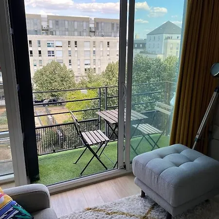 T2 Proche Paris شقة *